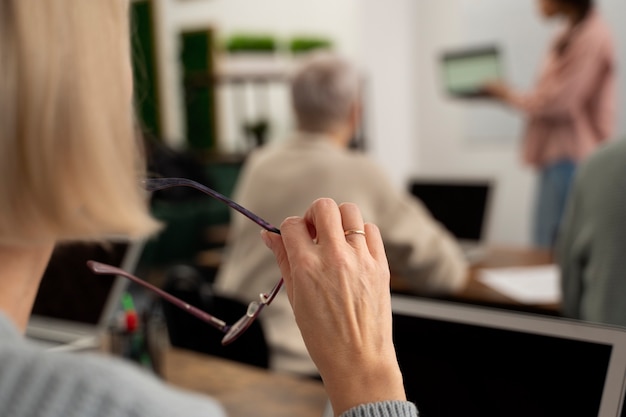 4出排气孔国产车