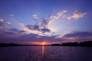 乒乓球球在对面可以触桌几次